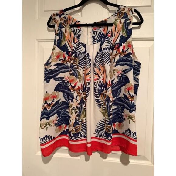 Rose & Olive Tops - 071. Rose and Olive floral pattern sleeveless top